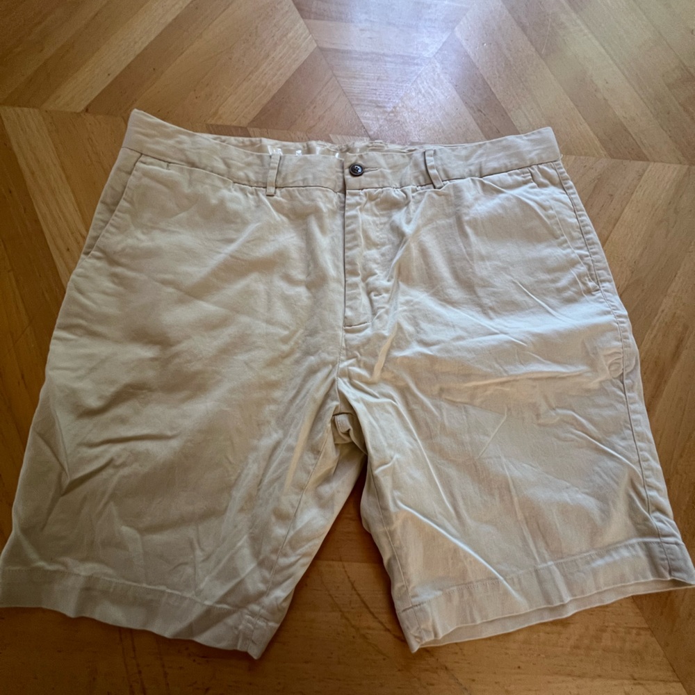 Men's Classic Tan Flat Front Shorts